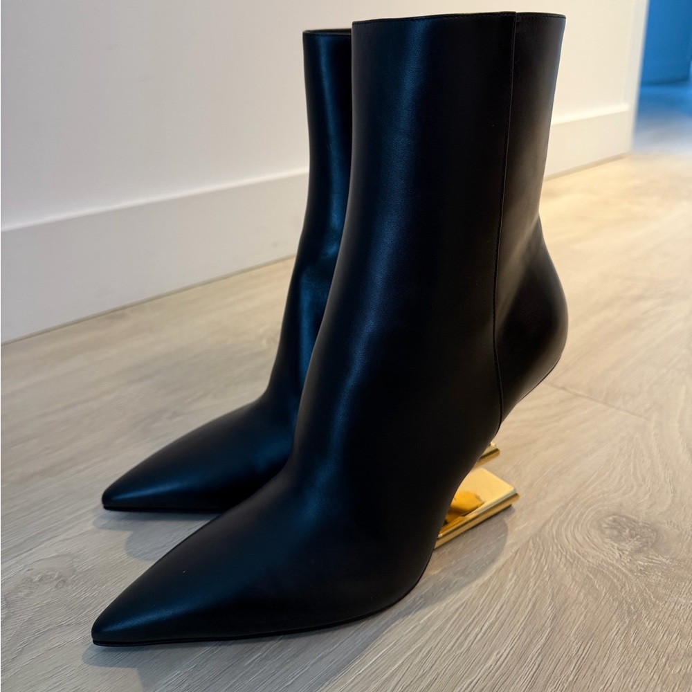 Fendi Black Heeled Boots with Gold Accent